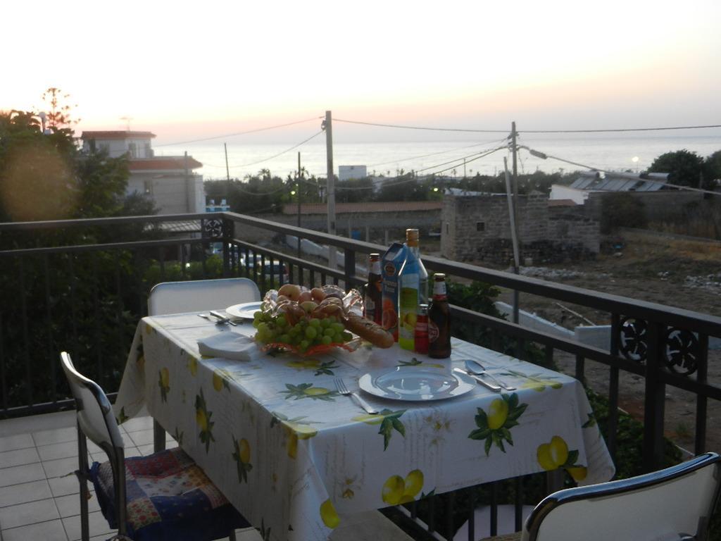 Leonardo Apartment Capaci Ruang foto