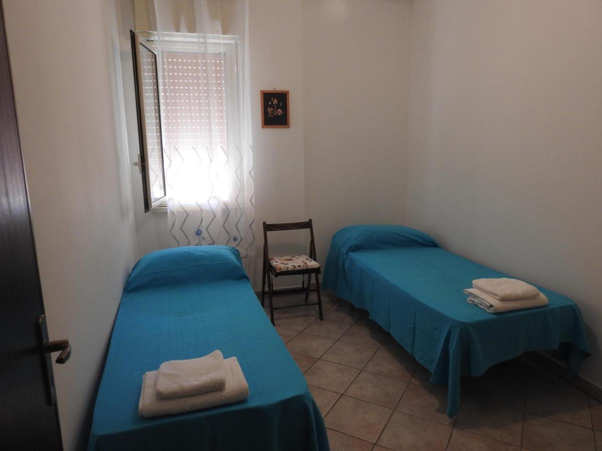 Leonardo Apartment Capaci Bagian luar foto